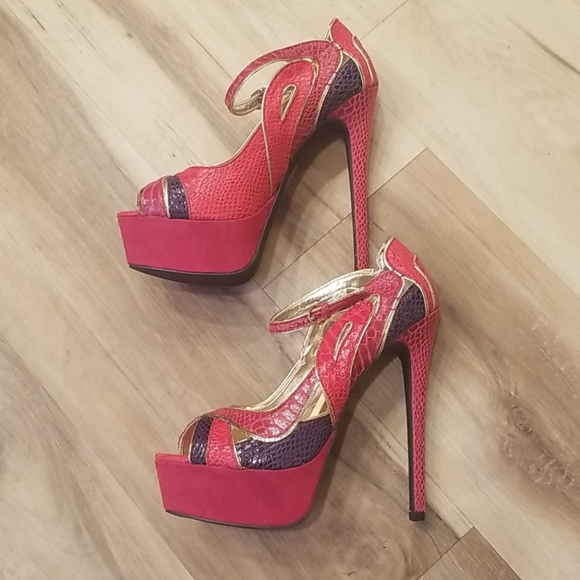 bebe Clarissa Platform High Heel Pump 8.5 - Picture 3 of 7